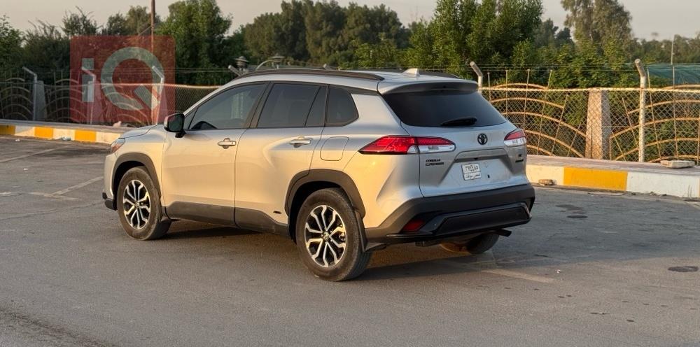 تۆیۆتا کۆرۆلا کرۆس